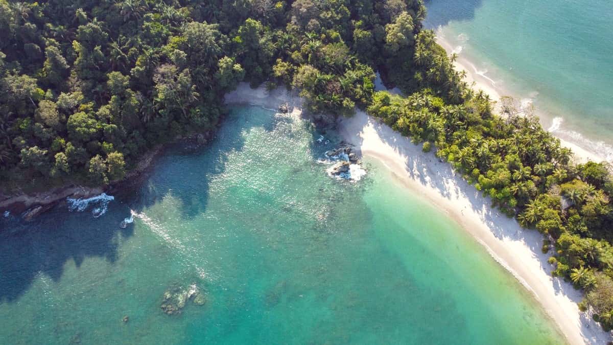 Quepos Travel Guide Overview