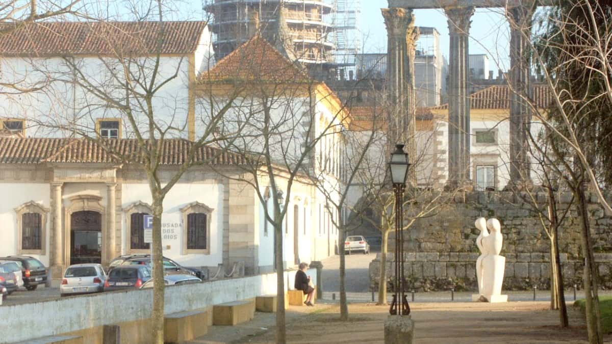 Best Time to Visit Evora