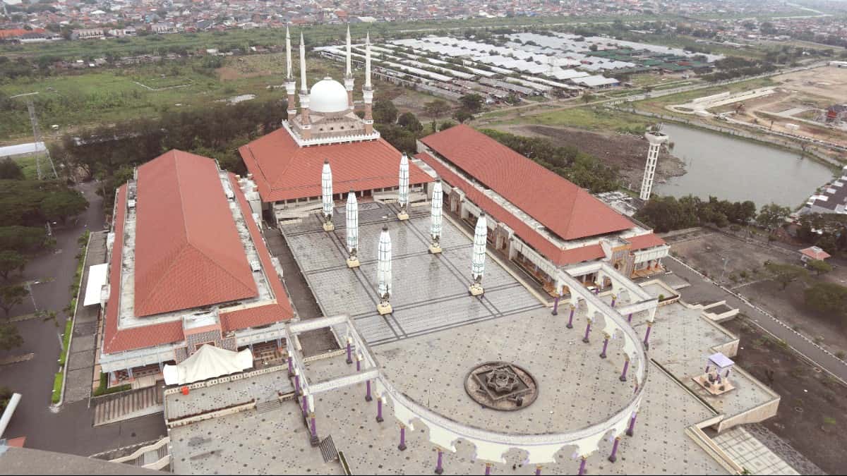 Semarang Travel Resources