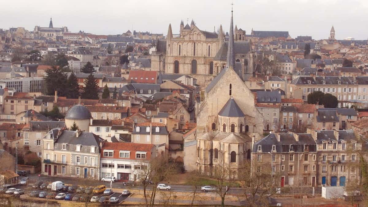 How to Get to Poitiers
