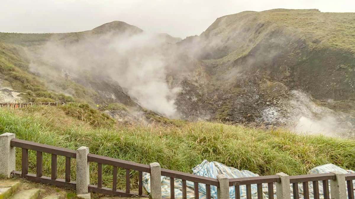 Yangmingshan National Park Travel Guide Overview