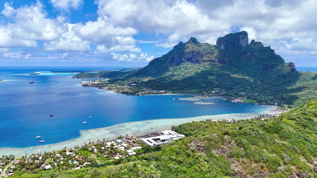 Tahiti And French Polynesia
