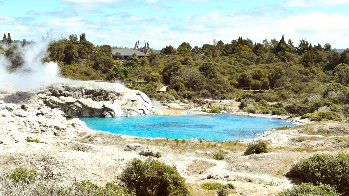 Rotorua And The Bay Of Plenty